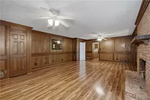 2562 River Knoll Dr SW, Lilburn, GA 30047 - Photo 10