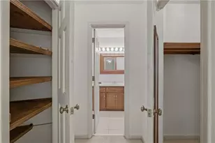 2562 River Knoll Dr SW, Lilburn, GA 30047 - Photo 20