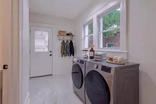 1373 M L King Jr Dr, Atlanta, GA 30314 - Photo 22
