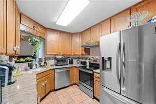 2920 Ridge Ct, Cumming, GA 30041 - Photo 8