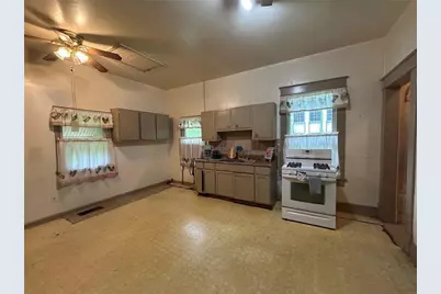 225 Winter Avenue NE, Atlanta, GA 30317 - Photo 2