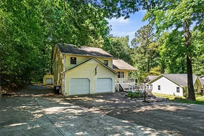 174 W Mountain Oak Street, Canton, GA 30115 - Photo 2