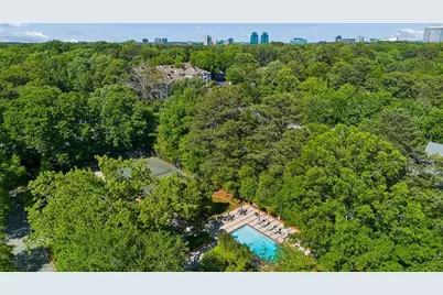 8 Willow Glen NE, Atlanta, GA 30342 - Photo 40