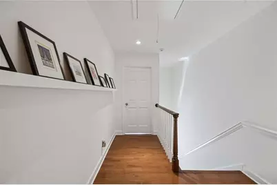 8 Willow Glen NE, Atlanta, GA 30342 - Photo 22