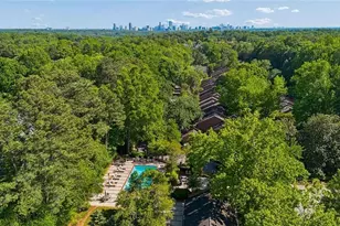 8 Willow Glen NE, Atlanta, GA 30342 - Photo 48