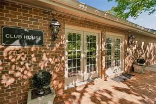 8 Willow Glen NE, Atlanta, GA 30342 - Photo 44