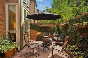 8 Willow Glen NE, Atlanta, GA 30342 - Photo 4