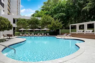 2460 Peachtree Road NE, Atlanta, GA 30305 - Photo 34
