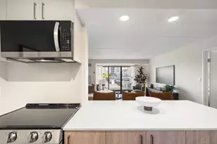 2460 Peachtree Road NE, Atlanta, GA 30305 - Photo 8