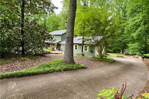 409 Pine Lake Dr, Cumming, GA 30040 - Photo 44