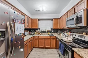 1119 Riverbend Club Dr SE, Atlanta, GA 30339 - Photo 14