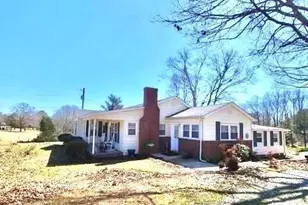 338 Liberty Hill Rd, Hartwell, GA 30643 - Photo 4