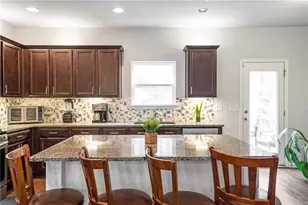 642 Royal Crest Ct, Canton, GA 30115 - Photo 8