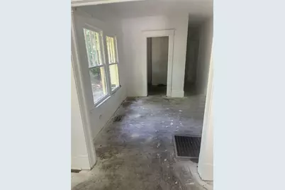 384 Hopkins Street SW, Atlanta, GA 30310 - Photo 4