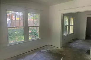 384 Hopkins St SW, Atlanta, GA 30310 - Photo 2