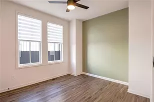 906 Brees Ct, Atlanta, GA 30318 - Photo 12