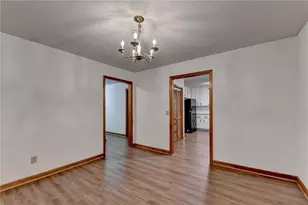 214 Valley Brook Dr, Woodstock, GA 30188 - Photo 8