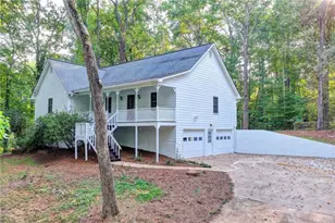 214 Valley Brook Dr, Woodstock, GA 30188 - Photo 2
