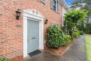 1646 Executive Park Ln NE, Brookhaven, GA 30329 - Photo 6