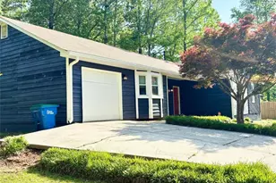 2830 Fox Hall Ln, Atlanta, GA 30349 - Photo 6