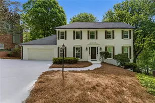 1731 E Bank Dr, Marietta, GA 30068 - Photo 4