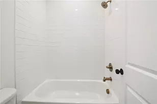 1000 Crown Oak St, Johns Creek, GA 30022 - Photo 62