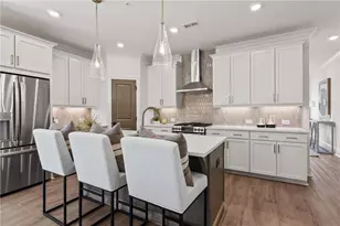 1000 Crown Oak St, Johns Creek, GA 30022 - Photo 8