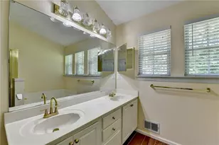 3380 McClure Woods Dr, Duluth, GA 30096 - Photo 32