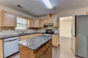 3380 McClure Woods Dr, Duluth, GA 30096 - Photo 14