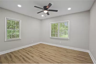556 Holly St NW, Atlanta, GA 30318 - Photo 10