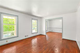 972 Bingham Ln, Stone Mountain, GA 30083 - Photo 10