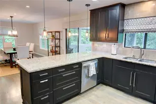 6090 Weatherly Dr NW, Sandy Springs, GA 30328 - Photo 22