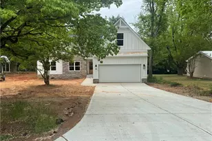 875 Lynn Ave, Jefferson, GA 30549 - Photo 2