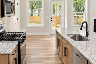 875 Lynn Ave, Jefferson, GA 30549 - Photo 6