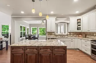 4030 Suwanee Bend Dr, Suwanee, GA 30024 - Photo 14