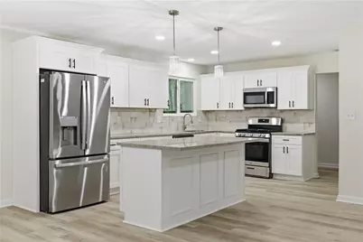 5006 Galbraith Circle, Stone Mountain, GA 30088 - Photo 8