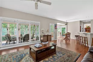 11145 Sea Lilly Dr, Alpharetta, GA 30022 - Photo 10