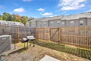 6415 Shalks Crossing Drive, Lithonia, GA 30058 - Photo 32