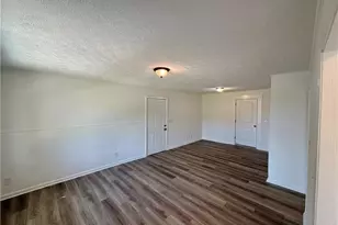 371 Church St, Pendergrass, GA 30567 - Photo 4