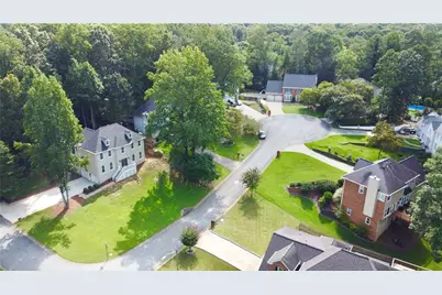 741 Maggie Court, Kennesaw, GA 30144 - Photo 2