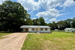 407 Church St, Pendergrass, GA 30567 - Photo 1