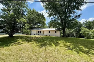 329 Church St, Pendergrass, GA 30567 - Photo 2