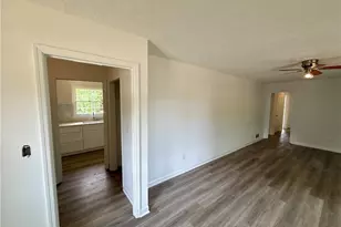 329 Church St, Pendergrass, GA 30567 - Photo 6