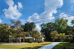 1554 Cooper Lake Rd SE, Smyrna, GA 30082 - Photo 2