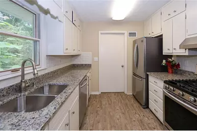 676 Elam Forest Court, Stone Mountain, GA 30083 - Photo 22