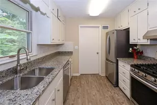 676 Elam Forest Ct, Stone Mountain, GA 30083 - Photo 22