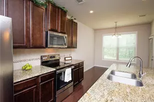 7490 Silk Tree Pointe, Braselton, GA 30517 - Photo 8