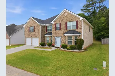 4693 Shaded Oak Lane, Forest Park, GA 30297 - Photo 2