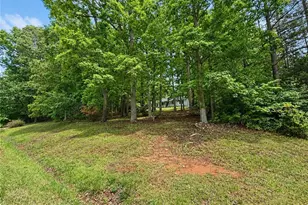 334 Summit Heights Dr, Nicholson, GA 30565 - Photo 2