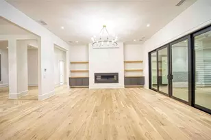 4550 Jolyn Pl, Sandy Springs, GA 30342 - Photo 8